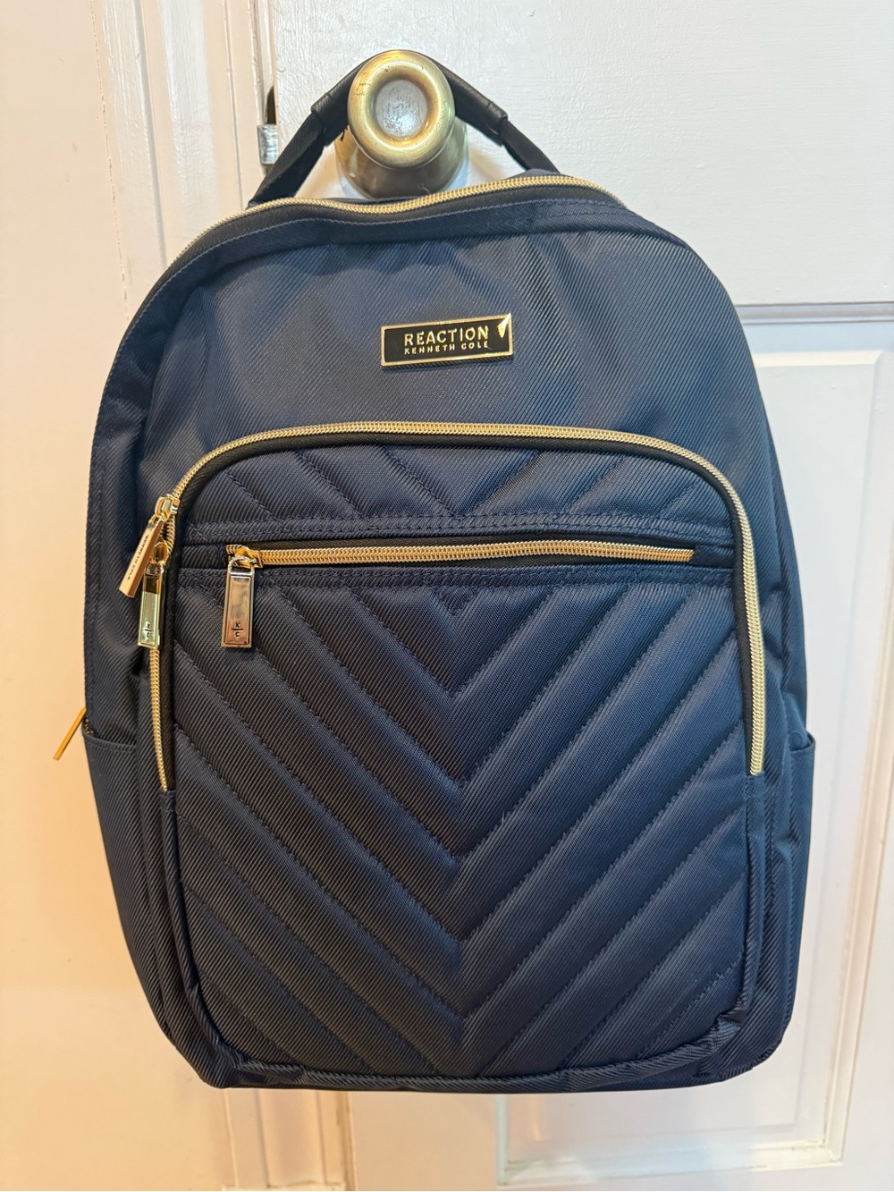 NWOT Kenneth Cole Reaction Chelsea Chevron 15-Inch Laptop and Tablet Backpack
